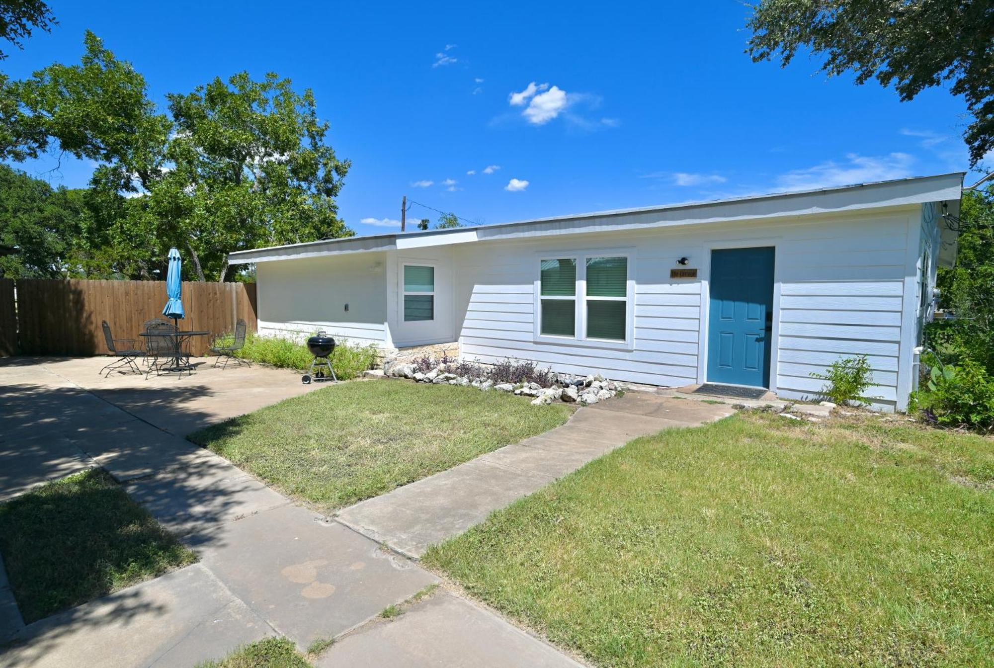 Blanco County Inn & Guesthouses Exterior foto